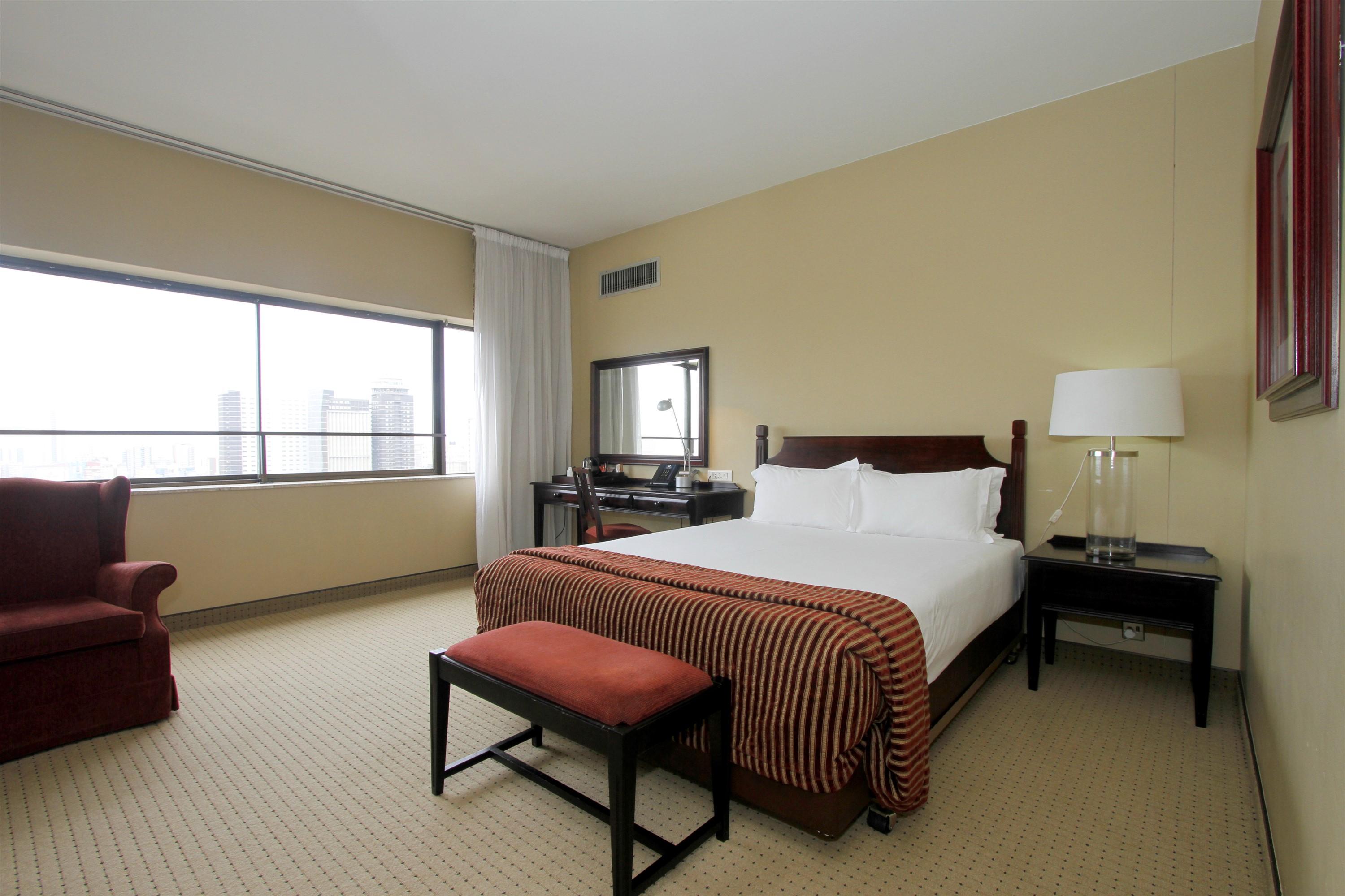 The Royal By Coastlands & Hotel