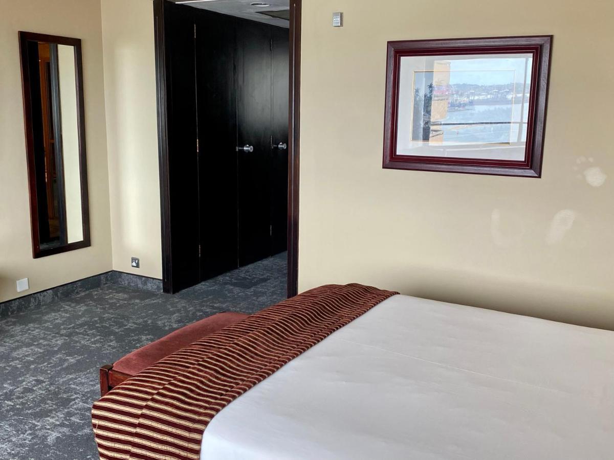 The Royal By Coastlands & Hotel