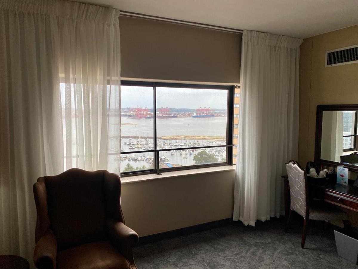 The Royal By Coastlands &